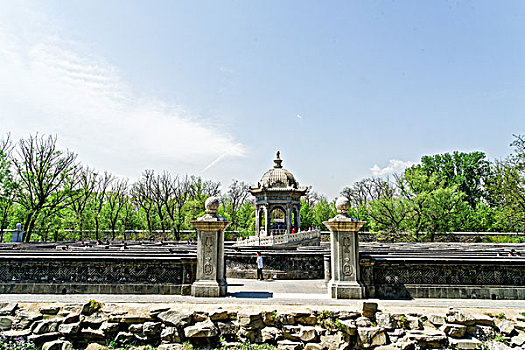 lo kep khung 3 ngay rong bach kim